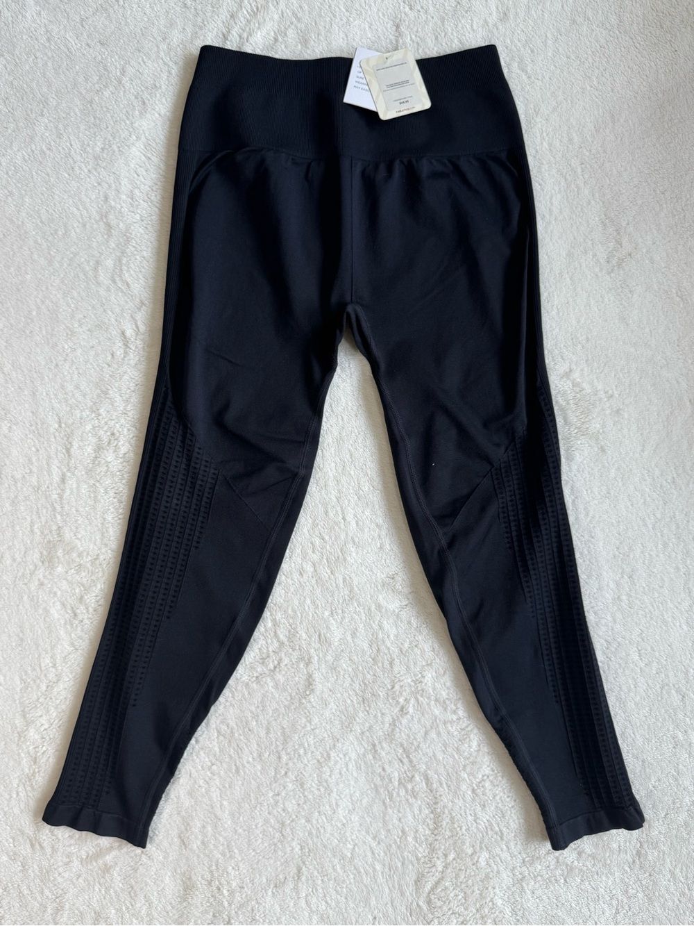 Fabletics Sync Seamless High-Waisted Leggings NWT M